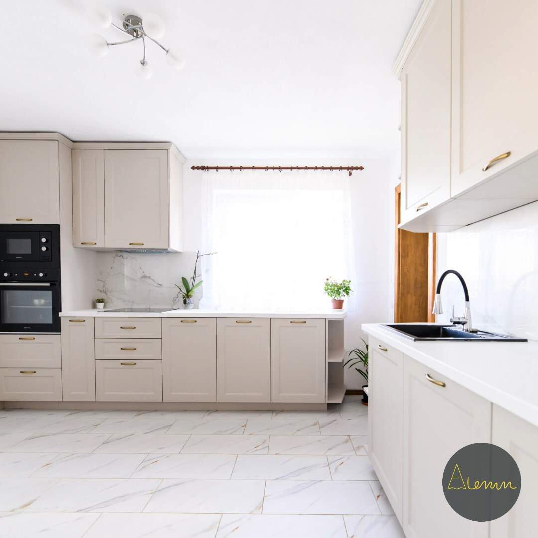 poza cu o mobila bucatarie Bucuresti