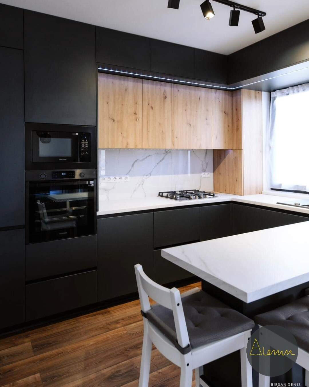 poza cu o mobila bucatarie Baia Mare