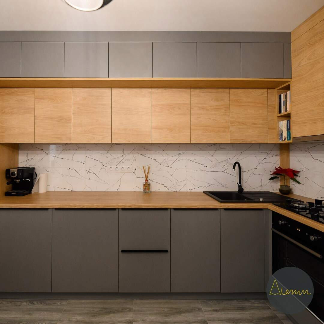 poza cu o mobila bucatarie Brasov